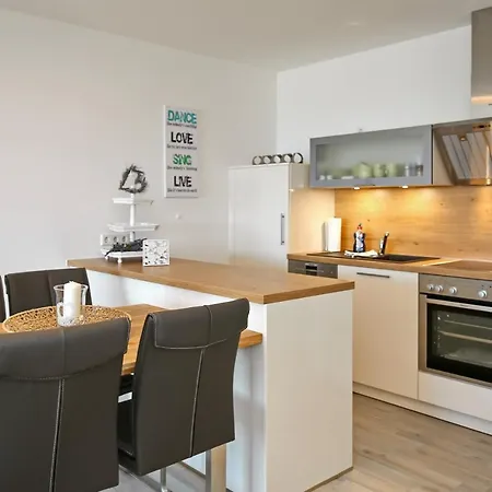 Linden-palais 16 شقة هيليغندام